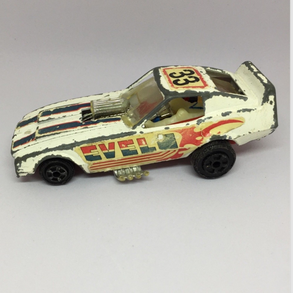 Vintage 1976 Evel Knievel Diecast/Plastic Car
